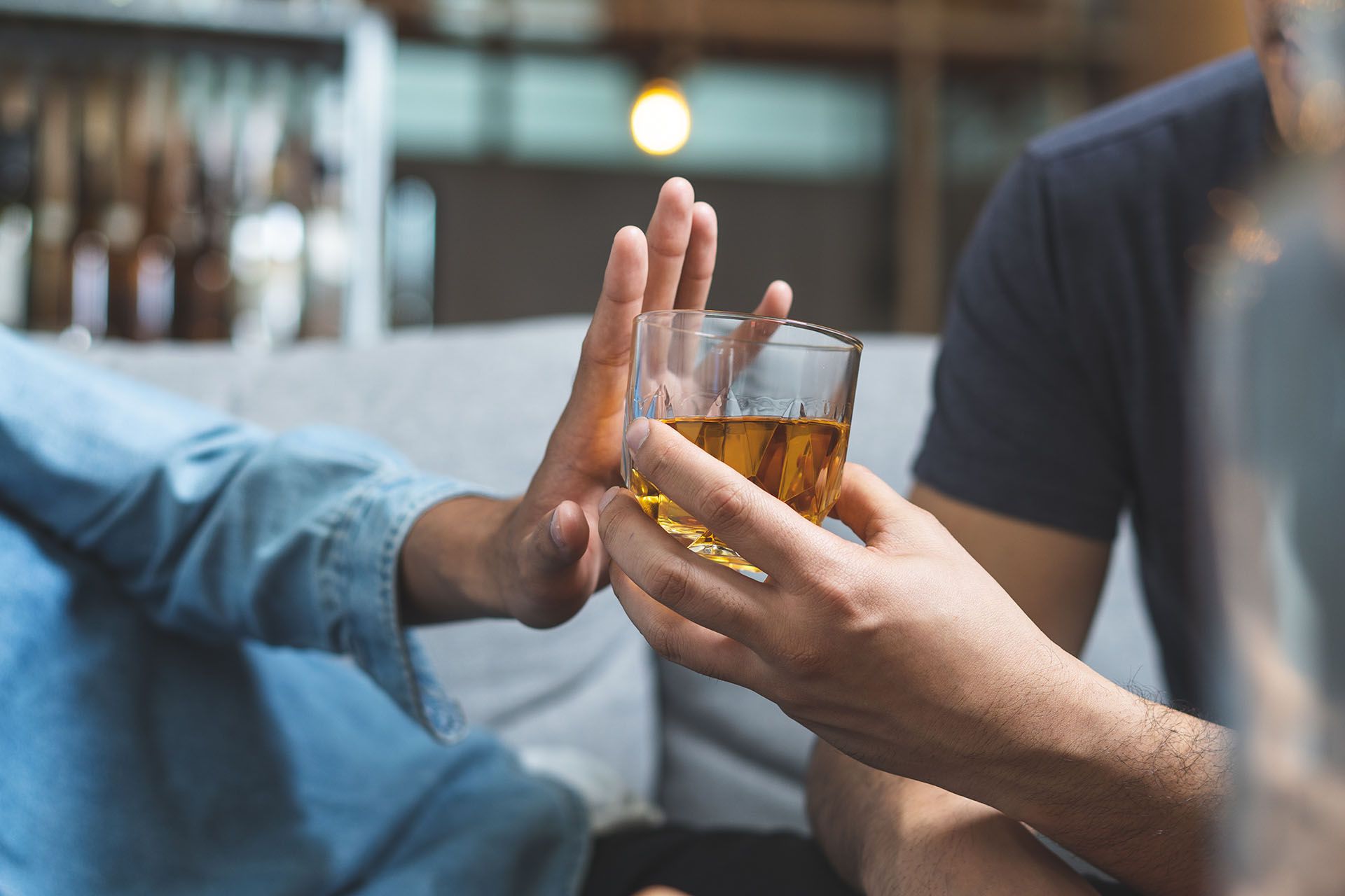 Как избавиться от алкогольной зависимости: эффективные способы восстановления после запоя
